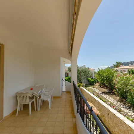 L'uliveto Apartment *